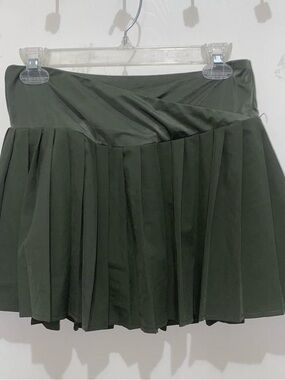 Forever 21 Olive Green Pleated Mini Skirt
